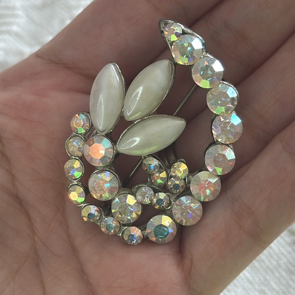 Vintage 50βs Aurora Borealis and Moonstone Brooch - Picture 6 of 6